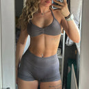 Conjunto Desportivo Top Halter + Calções Push-Up